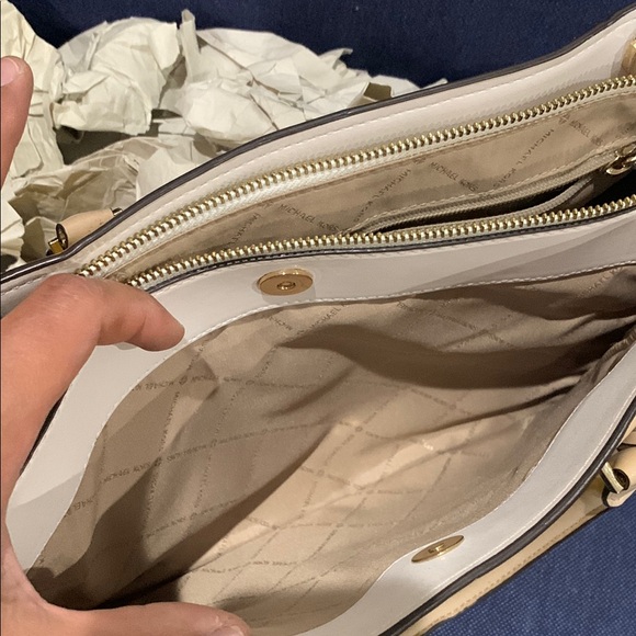 Michael Kors Yellow Tote Bag - Picture 9 of 12